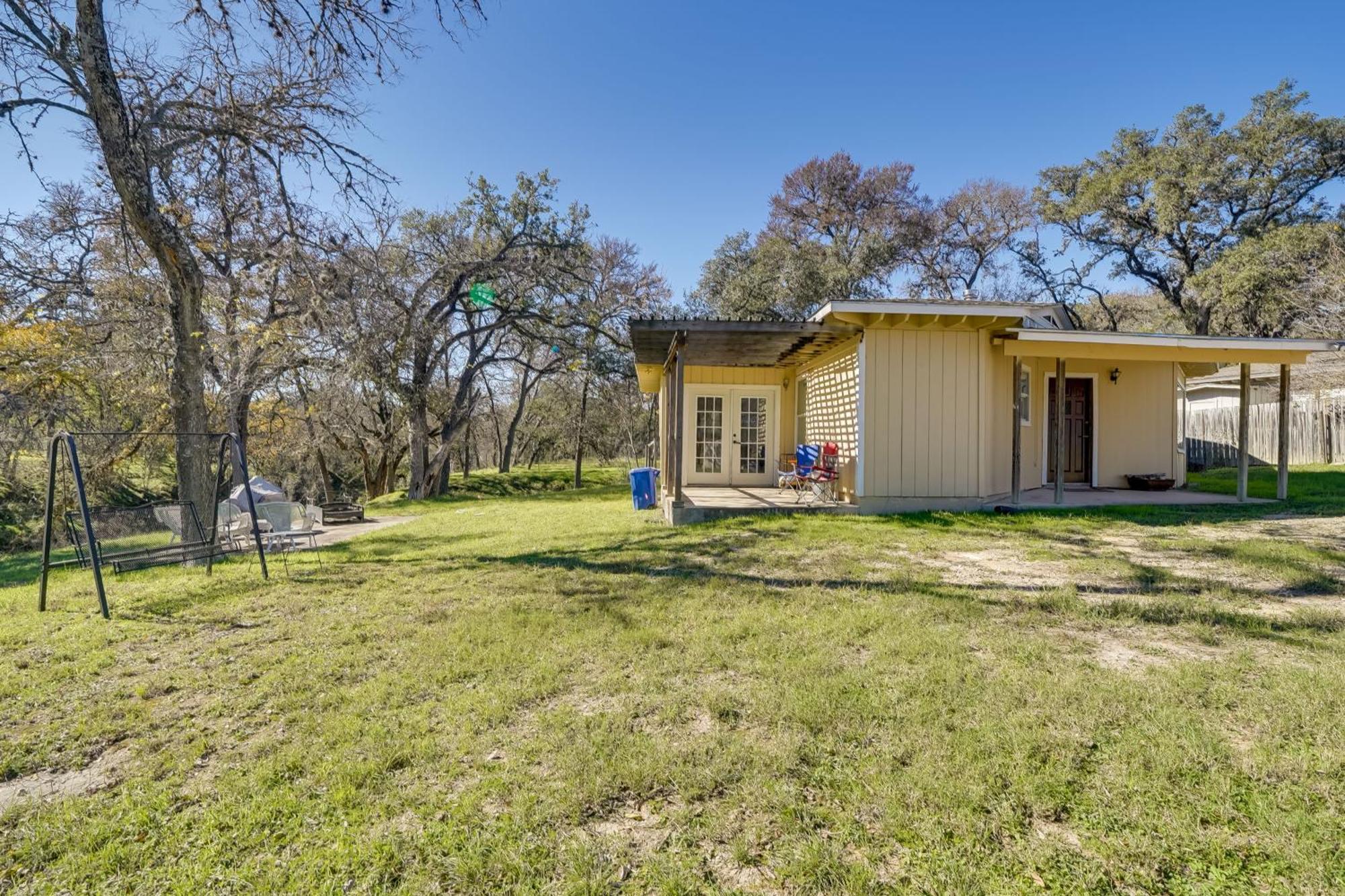 Cozy Bandera Cottage With Medina River Access! Exterior photo